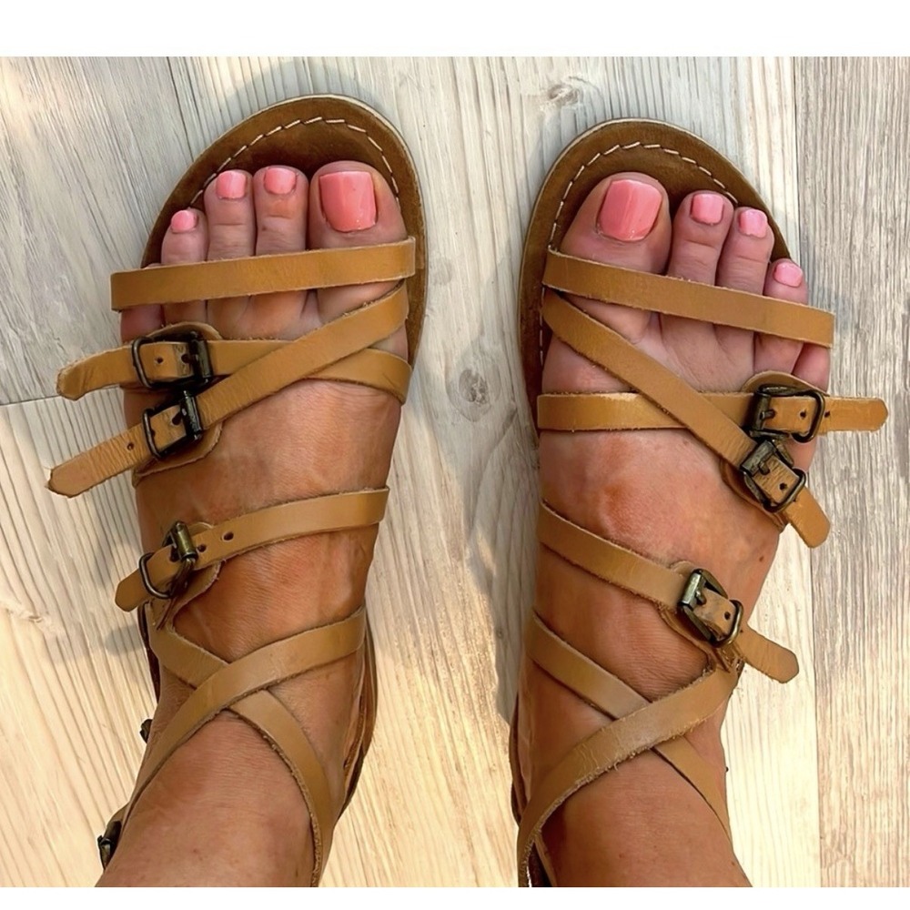 Rebels Strappy Sandals Tan Buckle Adjustable Strap Synthetic Upper Women